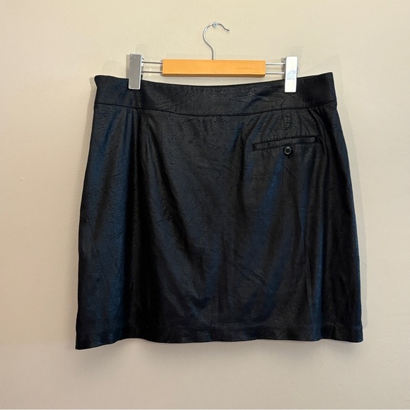 Greg Norman Black Faux Brushed Suede Golf Skort – Size 8 Like New - Picture 8 of 14